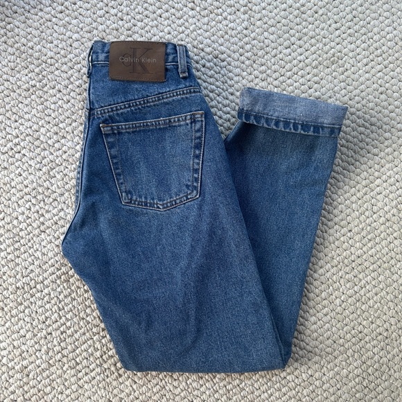 Vintage Calvin Klein Mom Straight Leg Jeans 4 - Picture 3 of 9